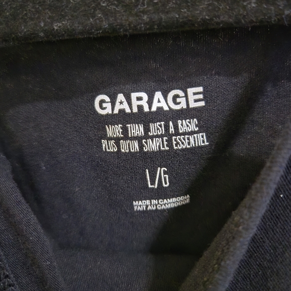 Garage Crop Top - Picture 2 of 3